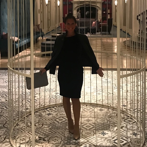 Meet your Posher, Erin - Picture 1 of 1